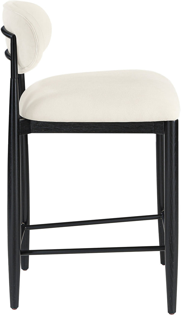 Meridian Furniture Riccio Cream Polyester Counter Stool with Matte Black Ash Frame for Kitchen Islands 11049Cream-C