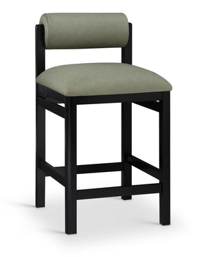 Meridian Furniture Roundhill Art Deco Vegan Leather Counter Stool with Black Wood Frame for Kitchen Islands 11089Green-C