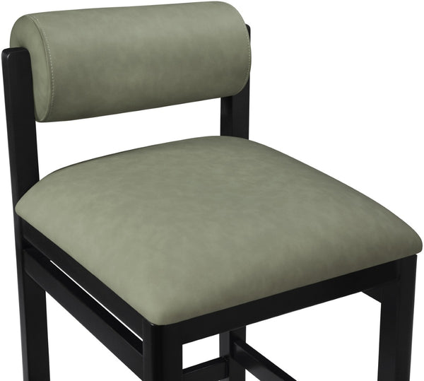 Meridian Furniture Roundhill Art Deco Vegan Leather Counter Stool with Black Wood Frame for Kitchen Islands 11089Green-C