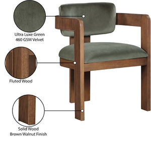 Meridian Furniture Sacha Emerald Velvet Dining Chair with Fluted Walnut Frame for Elegant Rooms 11096Green-C
