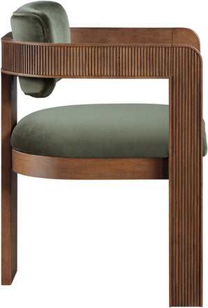 Meridian Furniture Sacha Emerald Velvet Dining Chair with Fluted Walnut Frame for Elegant Rooms 11096Green-C