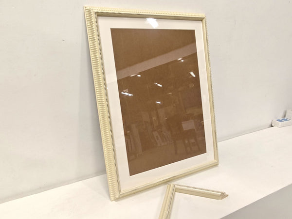 English Elm 18x24 Solid Wood Picture Frame with Replaceable Canvas, Acrylic Glass, Sturdy Backboard for Elegant Wall Decor White T3976P383243