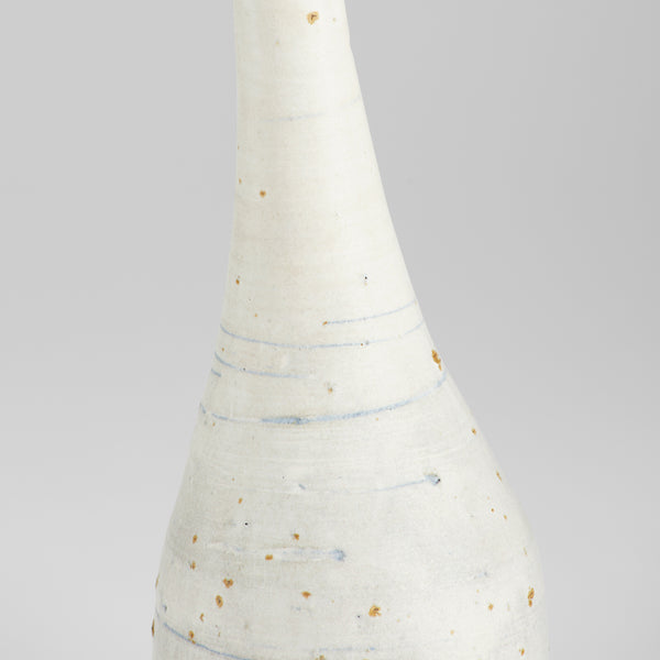 Gannet Vase Off-White 11408 Cyan Design