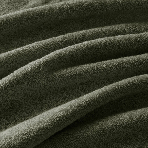JLA Home Madison Park Signature - Ultra-Soft Spa-Quality 100% Long-Staple Cotton Towels, 800GSM Plush Absorbency & Antimicrobial Care Olive Green MPS73-539