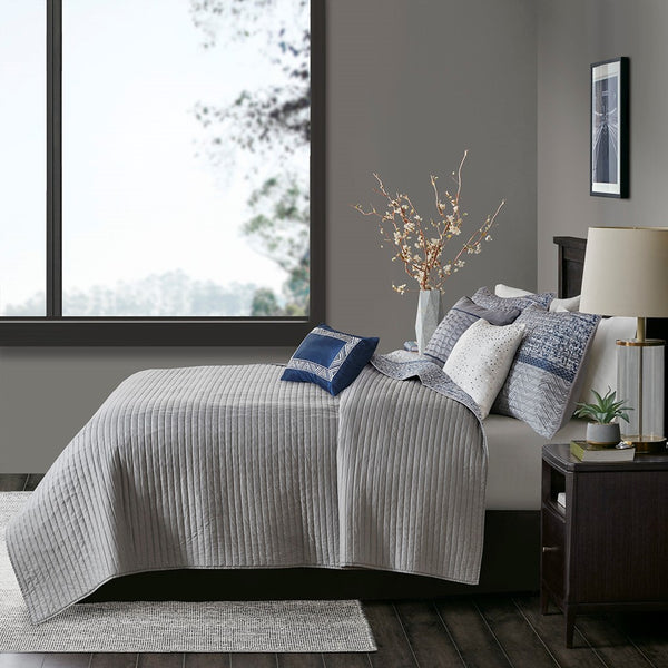 English Elm 6 Piece Reversible Jacquard Quilt Set Navy Grey Striped Chic King/Cal King with 3 Embroidered Pillows B03597590