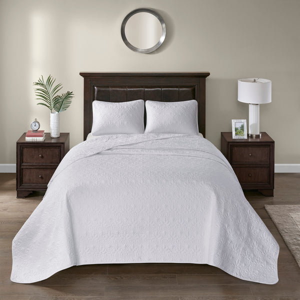 English Elm Reversible Madison Park Quebec Bedspread Set Queen with Quilted Cotton Fill, Oversized Drape, Antimicrobial Protection White 17.72 L x 15.35 W x 7.87 H B03597414