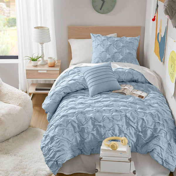 JLA Home Comfort Spaces - Diamond Ruched Ogee Comforter Set with Crinkle Texture, Breathable All-Season Warmth & OEKO-TEX Blue AM10-0535