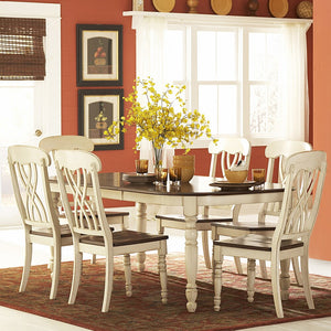Austin Extendable Rubberwood Dining Table with Turned Legs and Farmhouse Style Design