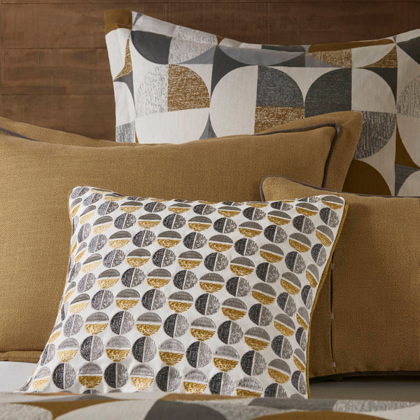 English Elm 8 Queen Jacquard Oversized Duvet Comforter Set with Euro Shams, Decorative Pillows, Plush Polyester fills Gold 23.23 L x 19.68 W x 15.75 H B035P319227