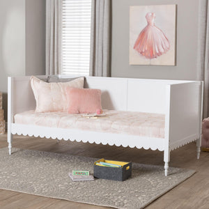 Baxton Studio Baxton Studio Roni Twin Daybed in Crisp White with Scalloped Edges & Timeless Design for Modern Homes Roni-White-Daybed-Twin