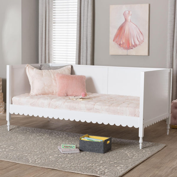 Baxton Studio Baxton Studio Roni Twin Daybed in Crisp White with Scalloped Edges & Timeless Design for Modern Homes Roni-White-Daybed-Twin