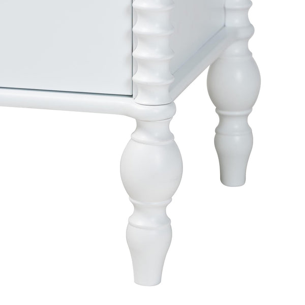 Baxton Studio Baxton Studio Callison Solid Wood 2-drawer Farmhouse Nightstand with Spindle Detail White MG9020-White-2DW-NS