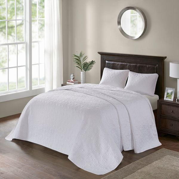 English Elm Reversible Madison Park Quebec Bedspread Set Queen with Quilted Cotton Fill, Oversized Drape, Antimicrobial Protection White 17.72 L x 15.35 W x 7.87 H B03597414