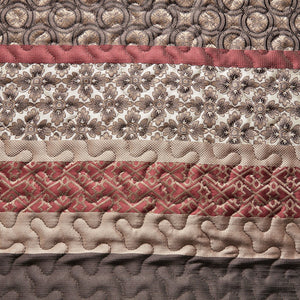 English Elm 5 Princeton Reversible Jacquard Quilt Set King/Cal King Chocolate Medallion Leaf Stripe Luxury Red 22.83 L x 17.32 W x 10.24 H B03597548