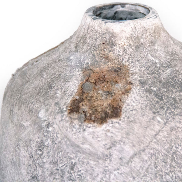 Distressed Vase (15694S B18) Zentique