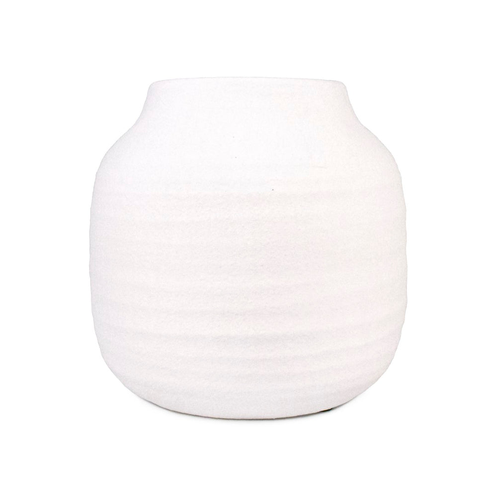 Matte White Vase (15919L A584A) Zentique