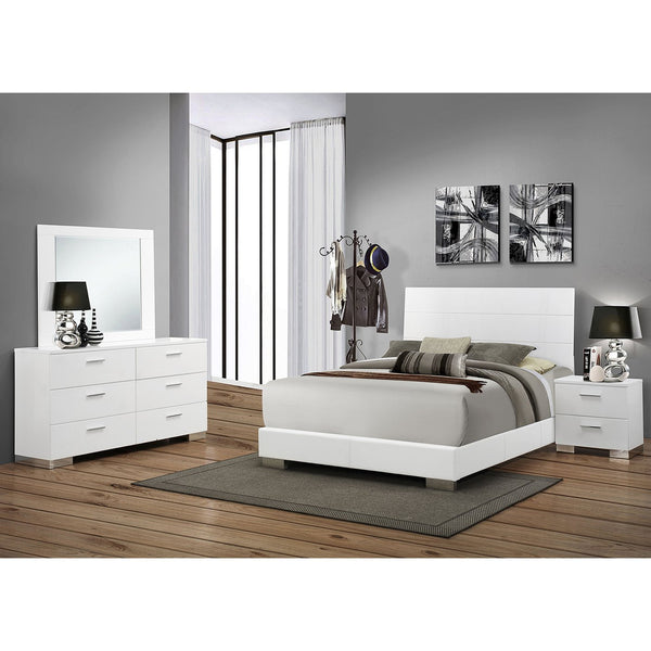 English Elm Dulcey Modern White High Gloss 4-Piece Queen Bedroom Set With Faux Leather Headboard & Storage Solutions B062S01361