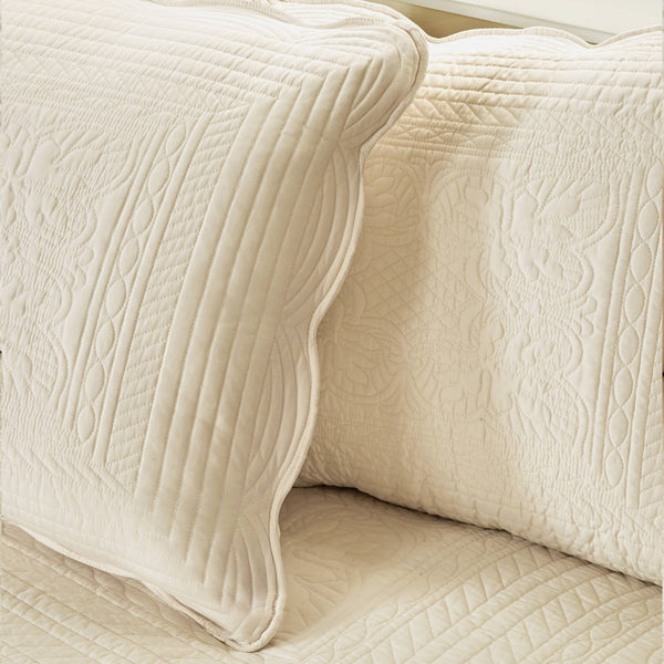 JLA Home Madison Park - 6 Piece Scalloped Edge Daybed Cover Set with Embroidered Pillow, Antimicrobial Twin Bedding, Cottage Chic Finish MP13-5024