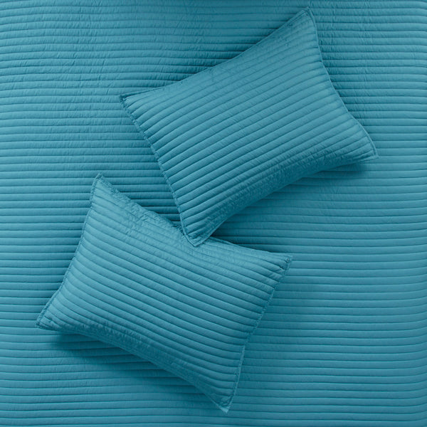 English Elm 8 Piece Printed Seersucker Comforter & Quilt Set - Aqua King/Cal King, Coastal Style & Versatile Comfort B03597257