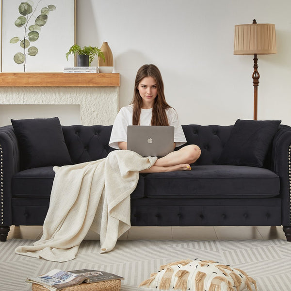 English Elm Fx Velvet Chesterfield 3-Seater Sofa With Rolled Arms, Button Tufting & Cushions For Elegant Living W1926S00064