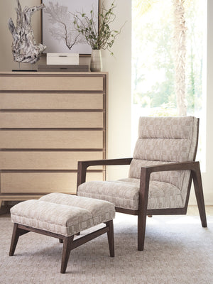 Lexington Tommy Bahama Home Mason Chest: Elegant White Oak Storage With Soft-close Drawers And Clean Contemporary Design Sand Drift  578-307