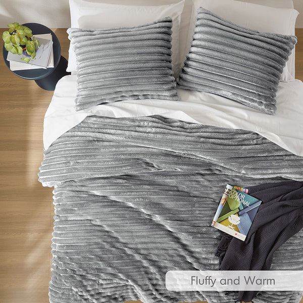 JLA Home Intelligent Design - Fluffy Plush Ribbed Comforter Set with 300gsm Loft, Oeko‑Tex Certified, Ready‑to‑Use Cozy Layering Gray AM10-0278