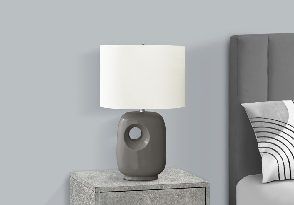 English Elm Lighting, Sculpted Ceramic Table Lamp with Ivory Fabric Shade for Modern Living Spaces B2710P461842