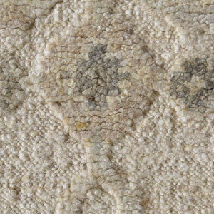 Capel Rugs Winthrope Hand-knotted Wool Rug – Luxurious Traditional Design With Timeless Elegance And Durability Ivory, White 100% Wool 1812rs05000800600