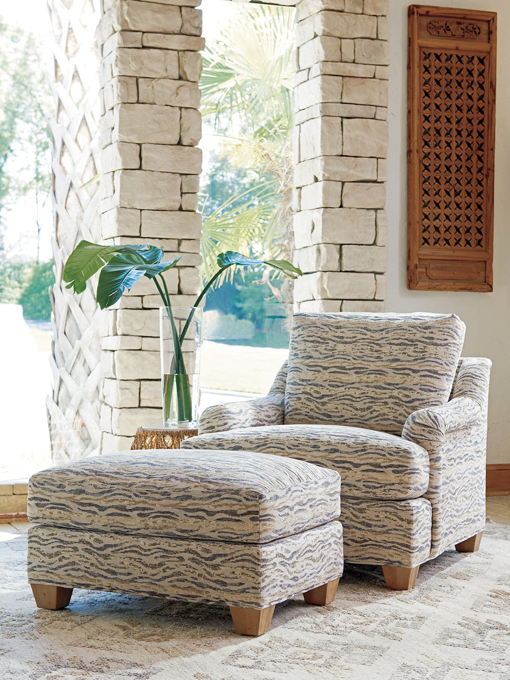 Lexington Tommy Bahama Home Barton Global Transitional Accent Seating With Aged Bronze And Natural Oak Finish For Elegant Living Newcastle Wood 1842-44-40