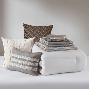 English Elm 9 King Jacquard Oversized Duvet Comforter Set with Shams & Decorative Pillows – Luxurious Bedding Ensemble Multicolor 22.83 L x 18.9 W x 16.54 H B035P319232