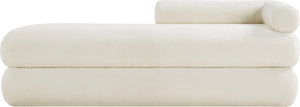 Meridian Furniture Kennedy Upholstered Bench with Channel Tufted Base Plush Seat for Bedroom or Living Room Cream Faux Shearling Teddy Fabric 190Cream