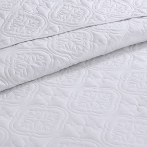 English Elm 3 Reversible Bedspread Set Full/Queen Soft Microfiber Comforter with Plush Polyester Fill, Cozy Layering, Durable Finish White 13.39 L x 15.35 W x 11.81 H B035P148228