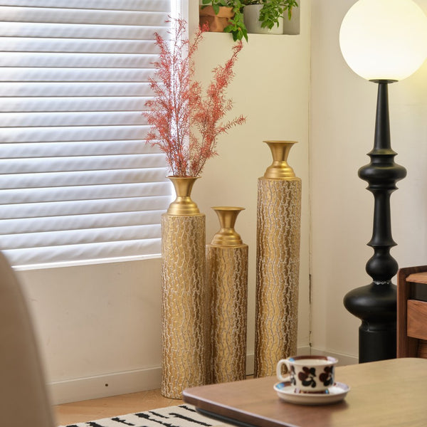 English Elm Metal Decorative Vases Set Of 3 - Antique Gold Finish With Etched Vine Patterns For Elegant Décor W2796P192834