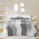 Intelligent Design Cassie Modern/Contemporary Ombre Shaggy Faux Fur Comforter Set ID10-2292 Grey