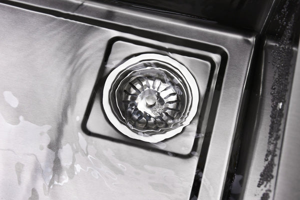 English Elm Waterfall Matte Black Stainless Steel Workstation Sink with Pull Out Faucet and Prep Rail T3177P286036
