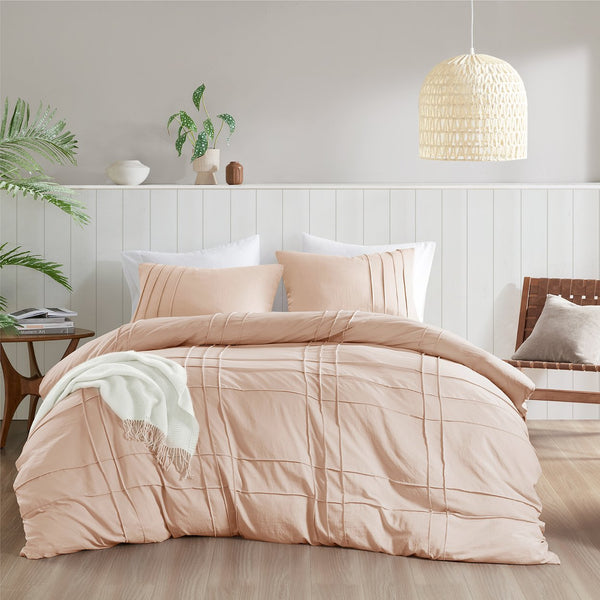 JLA Home Comfort Spaces - Soft Washed Pleated Duvet Cover Set with Grid Pinch-Pleat, OEKO-TEX Soft Microfiber, All-Season Comfort Blush AM12-0151