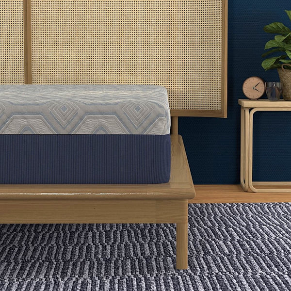 English Elm Symbol Isotonic Memory Foam 12" Hybrid Mattress In Full - Superior Comfort, Support, And Airflow B2707P329350-GIGA