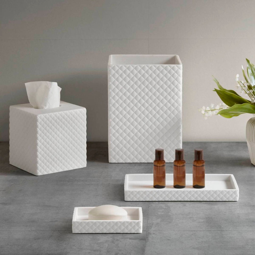 English Elm One Four-piece Resin Bath Set with Diamond Texture and Antimicrobial Onyx Finish B035P437556
