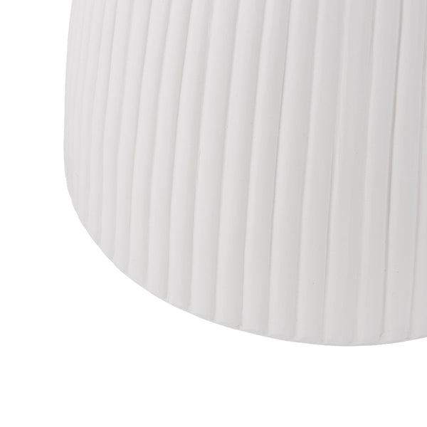 English Elm Outdoor Mgo Round Side Table Weatherproof Matte White Patio or Living Room Accent N772P374362W