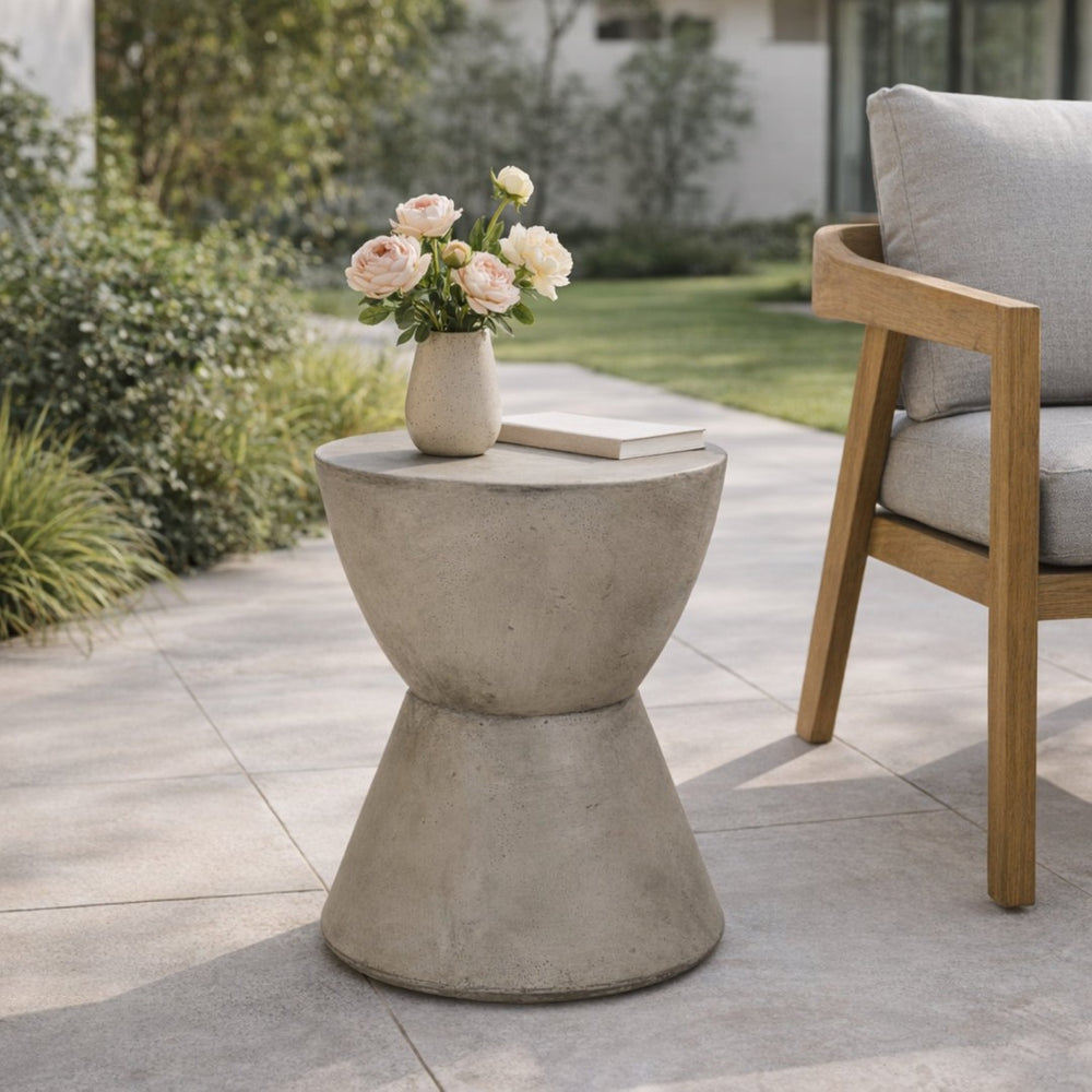 English Elm Outdoor Sculptural Mgo Concrete Pedestal Side Table for Patio Lounge Seating N773P412510L