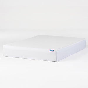 English Elm Christopher Knight Home® - OkiOki King Mattress Protector Cream White – Waterproof, Breathable, Plush Fit w/ Drawstring Up to 15" 69562.00-K