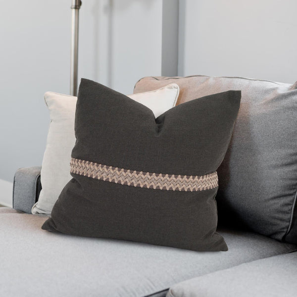 Howard Elliott    3-460f-howard-elliott