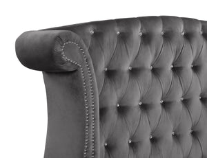 English Elm Sophia Crystal-Tufted King Bed in Gray Velvet Upholstery with Solid Wood Frame & Accent Railheads B009S01827