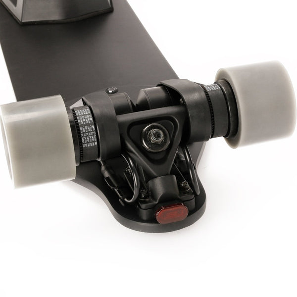 English Elm New Dual Motor Electric Longboard with Lcd Remote All Terrain Pu Wheels 40km/h W34842891