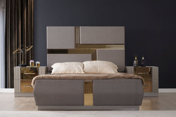 English Elm Lorenzo Gold Detailed Tufted Queen Bed: Modern Luxury With Metallic Upholstery & Wood Accents B009S01888