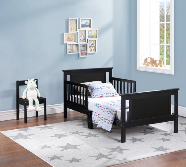 English Elm Connelly Reversible Panel Toddler Bed Solid Wood Low Profile Two Tone Veneer B02257225