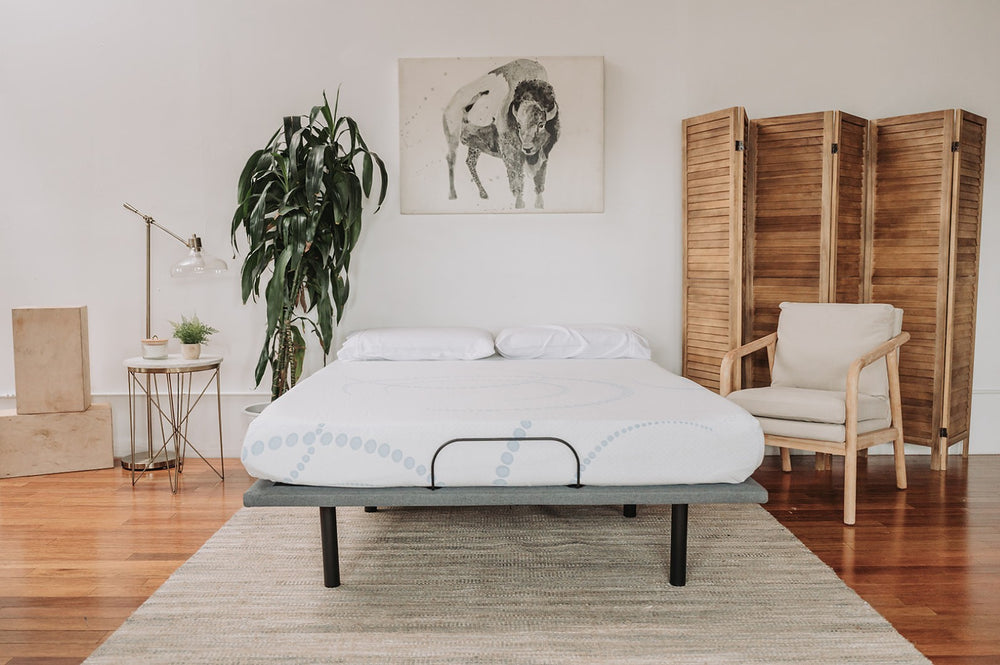 English Elm Omne Sleep Queen Memory Foam Mattress Open Cell Cooling Layer Pressure Relief B04758771