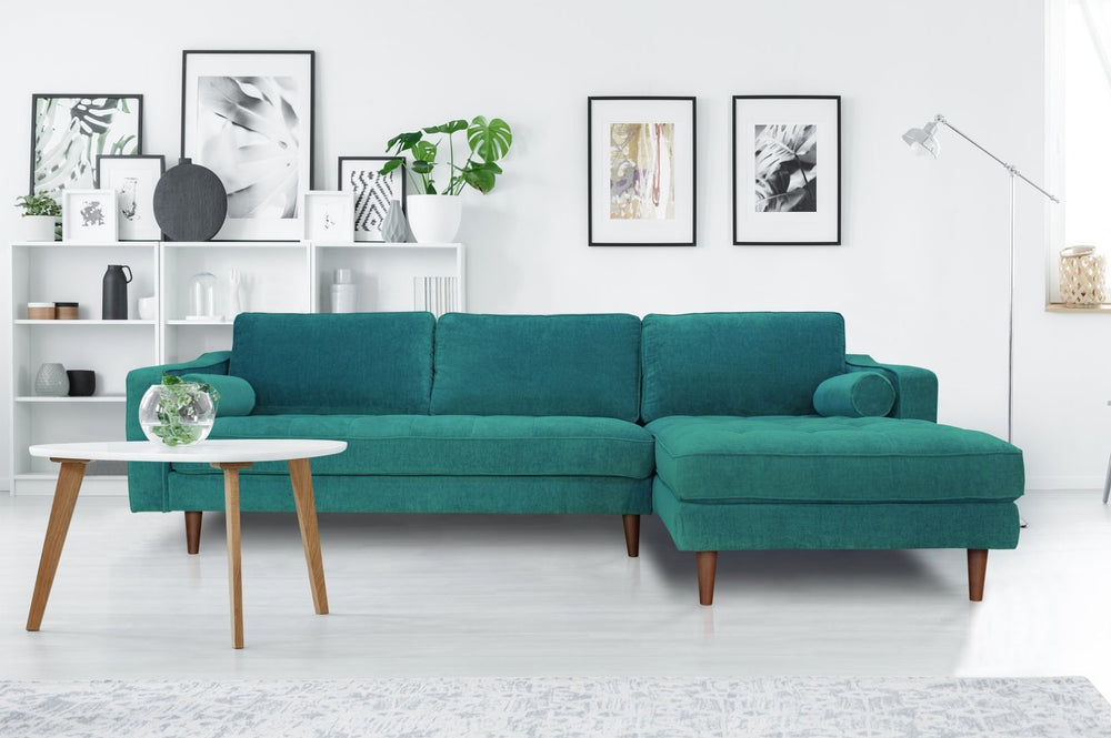 English Elm Anderson Right Arm Sectional Bold Upholstered Sofa for Open Plan Living Rooms B054S00008