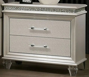 English Elm Classic Pearl White Maddie Nightstand with Acrylic Legs & Crystal Accents, 2 Felt-Lined Drawers, 29.5"W Elegance B01181028