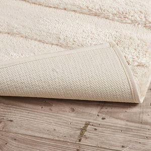 English Elm Rug Madison Park Tufted Pearl Channel 24x58" Soft 1500gsm Polyester, OEKO-TEX, Plush High-Low Stripe Bath Rug B03598711